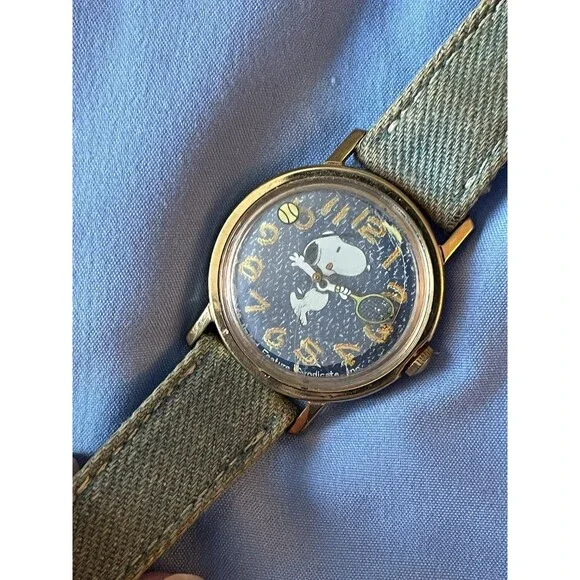 Vintage Timex Snoopy Tennis Wind-Up Watch Parts Or Repair